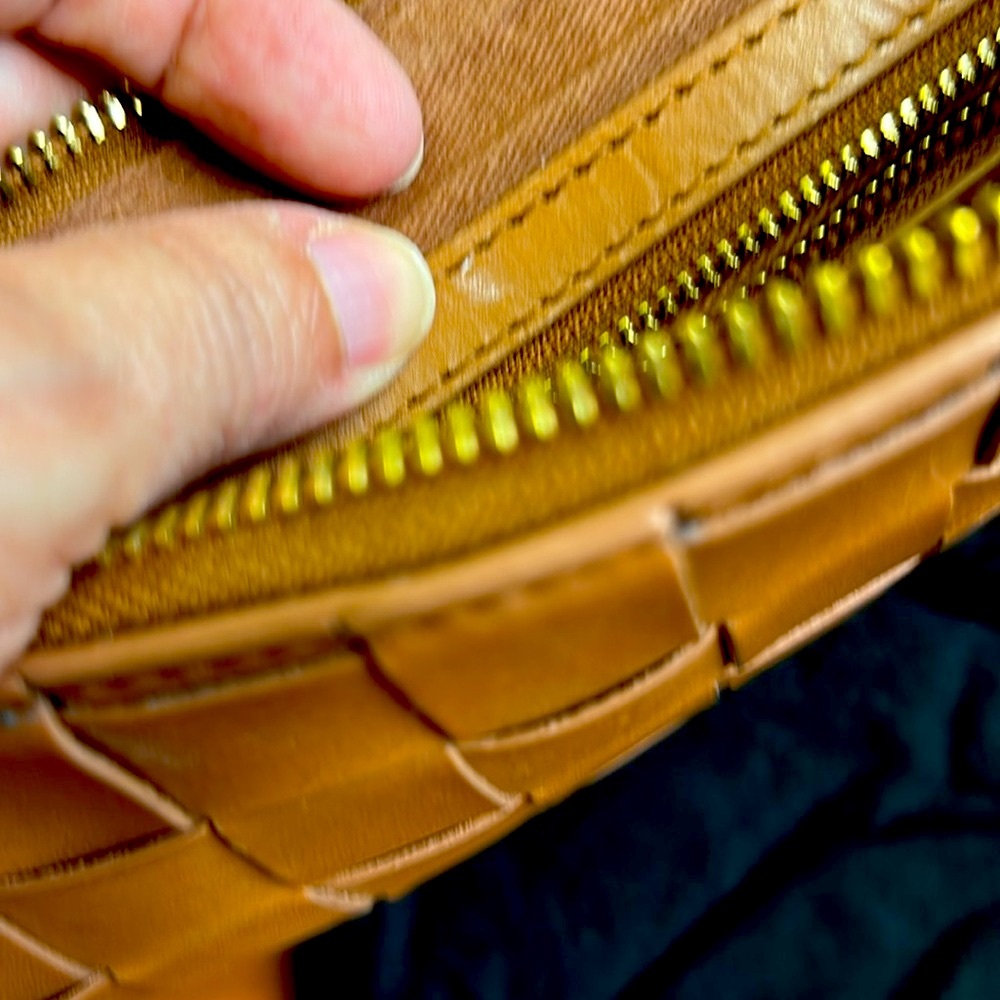 Quince Italian Leather Handwoven Convertible Crossbody Bag in Cognac - Picture 13 of 13